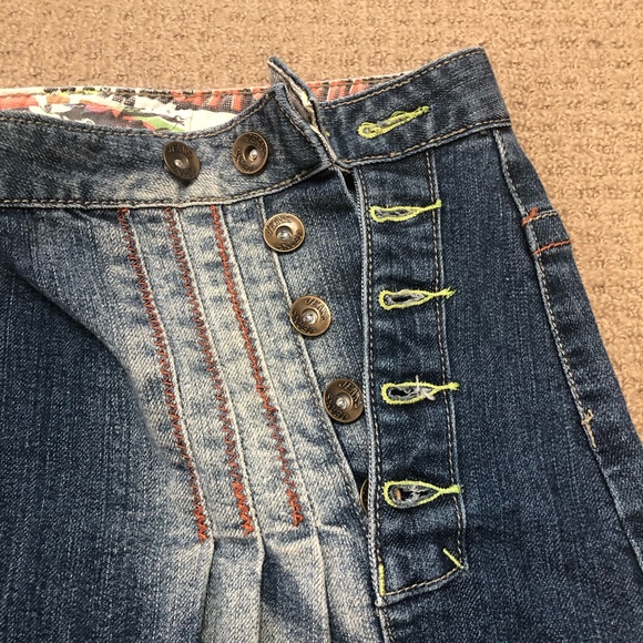 SOLD - Picture 2 of 6